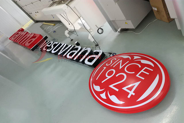 吸塑發(fā)光字 吸塑發(fā)光字