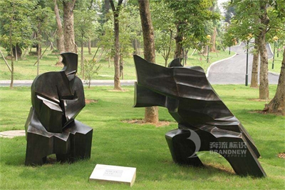 玻璃鋼雕塑制作流程(4) 玻璃鋼雕塑制作流程(4)